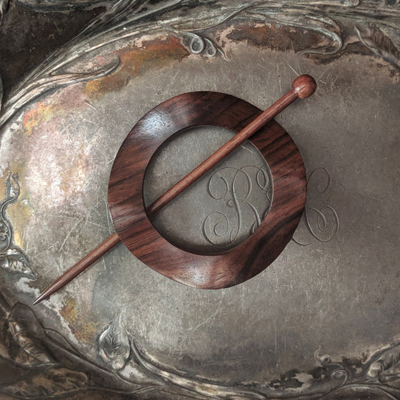 Classic Rosewood Waves Shawl Pin